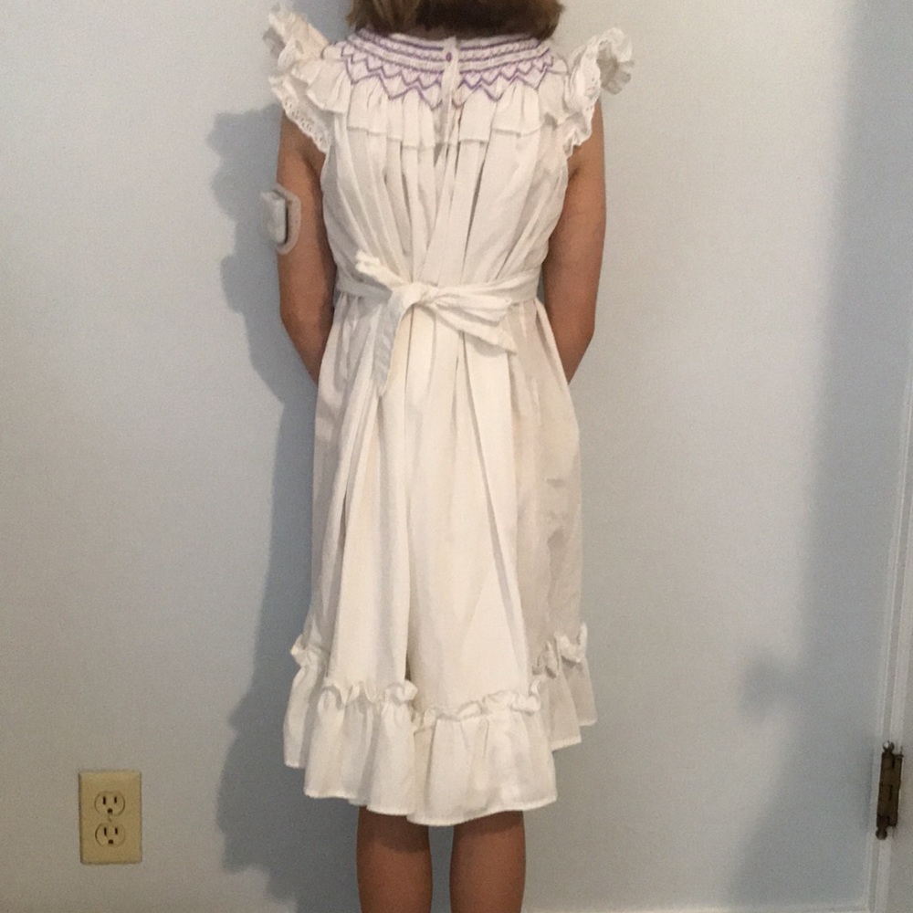 Vintage smocked girls’ dress - Picture 2 of 6